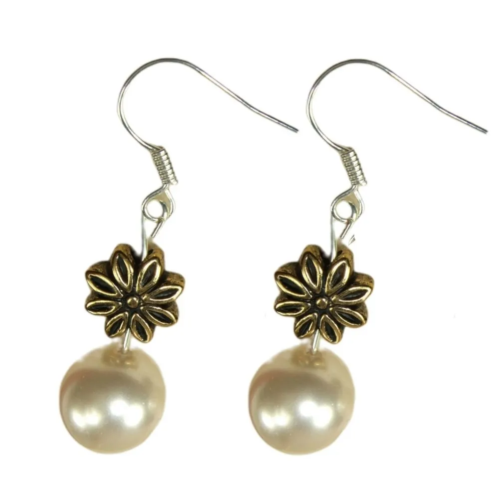 【小樂珠寶】可愛風範-3A南洋深海貝珍珠耳環 歷史價格詳細信息