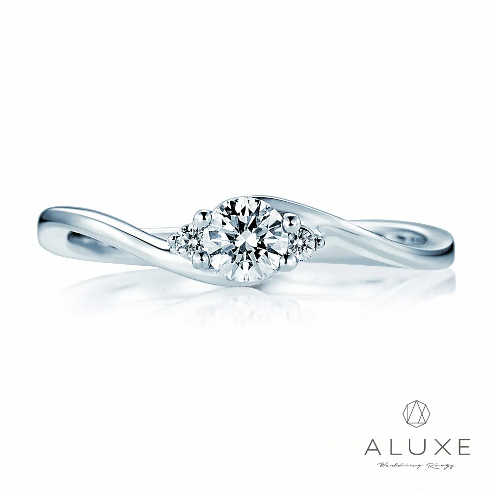 A Diamond 亞立詩鑽石 Star系列 0.30克拉 鑽石耳環 歷史價格詳細信息