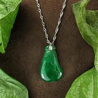 晉佳珠寶 Gemdealler Jewellery 天然緬甸A貨翡翠 生動精雕瑞獸麒麟送福 歷史價格詳細信息