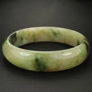 晉佳珠寶 Gemdealler Jewellery 天然緬甸A貨翡翠 生動精雕瑞獸麒麟送福 歷史價格詳細信息