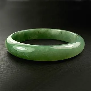 晉佳珠寶 Gemdealler Jewellery 天然緬甸A貨翡翠 生動精雕瑞獸麒麟送福 歷史價格詳細信息