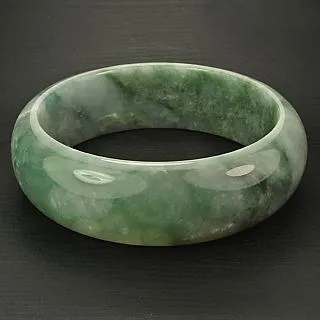 晉佳珠寶 Gemdealler Jewellery 天然緬甸A貨翡翠 生動精雕瑞獸麒麟送福 歷史價格詳細信息