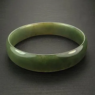 晉佳珠寶 Gemdealler Jewellery 天然緬甸A貨翡翠 生動精雕瑞獸麒麟送福 歷史價格詳細信息