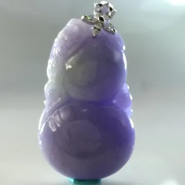 【森茂珠寶】緬甸天然翡翠A貨 冰種春帶彩步步高升墜子 B1081 歷史價格詳細信息