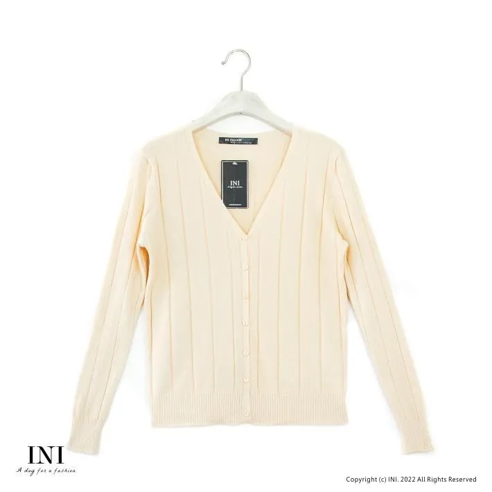 【INI】日常必備、細緻柔軟點點針織外套．桃紅色 歷史價格詳細信息