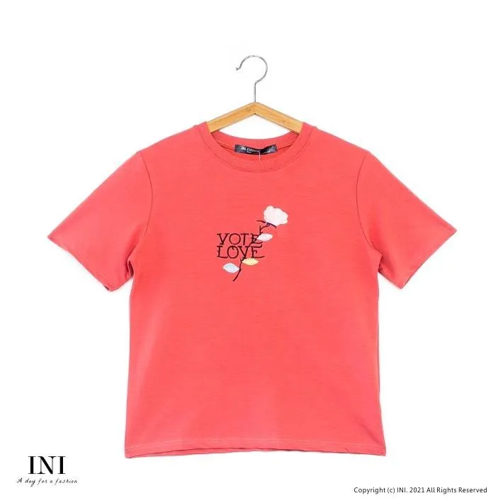 【INI】甜美氣息、可愛穿搭印花舒適上衣．水藍色 歷史價格詳細信息