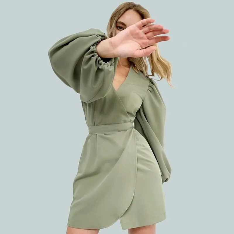 歐美v領套頭中裙秋季純色拼接鑲鉆深V性感吊帶亮鉆掛脖露背連衣裙 歷史價格詳細信息