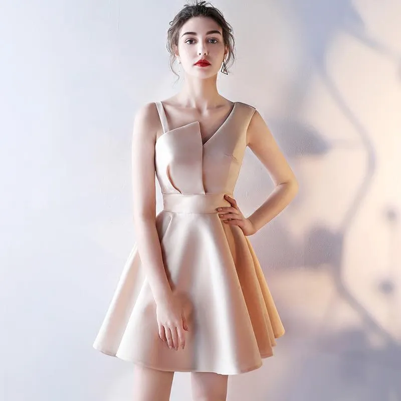 《D'Fina 時尚女裝》 歐版大碼顯瘦寬鬆短袖雪紡衫工裝小衫 歷史價格詳細信息