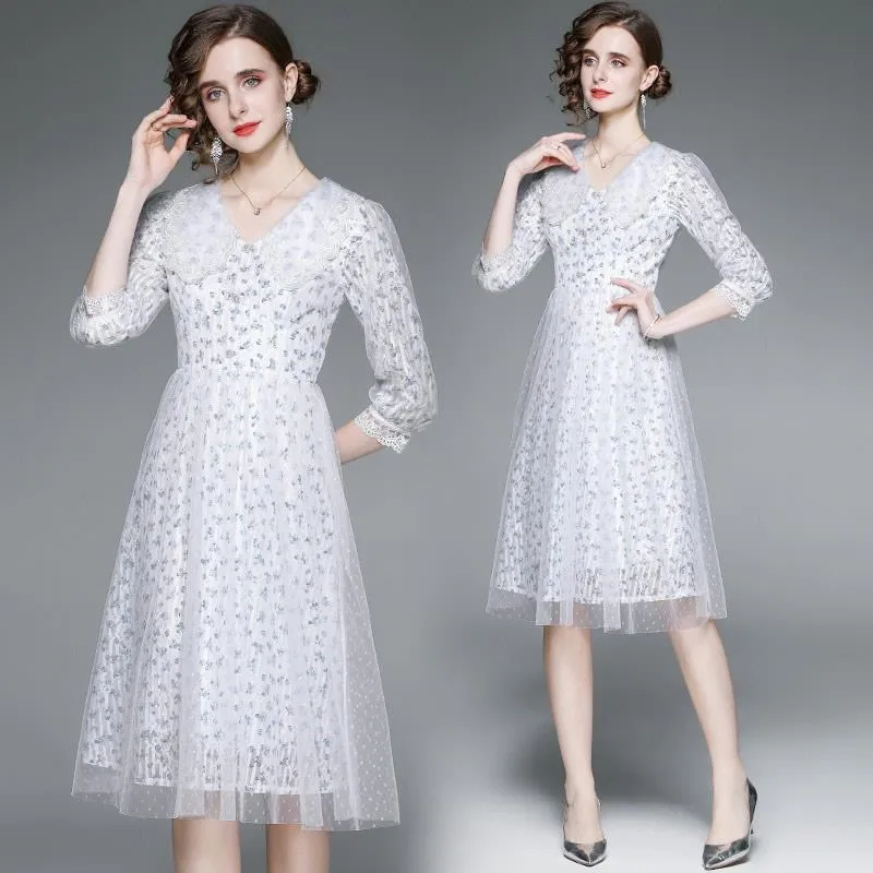 《D'Fina 時尚女裝》 氣質溫柔風V領洋裝法式複古時尚釘鑽針織A字裙 歷史價格詳細信息