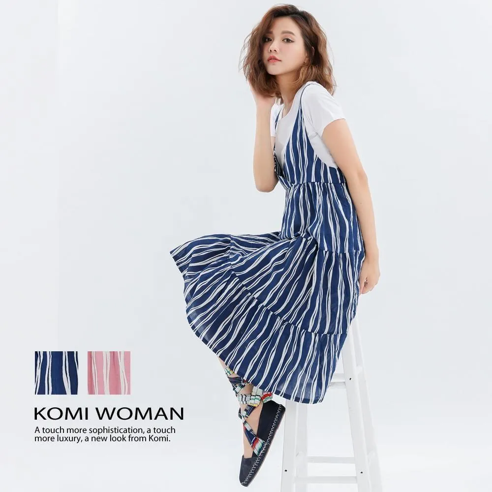 KOMI-棉織花吊帶荷葉上衣．二色 歷史價格詳細信息