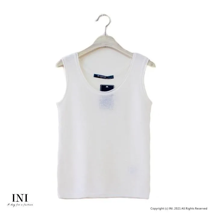 【INI】風格寬版、彈力韓版舒適面料波點上衣．白色 歷史價格詳細信息