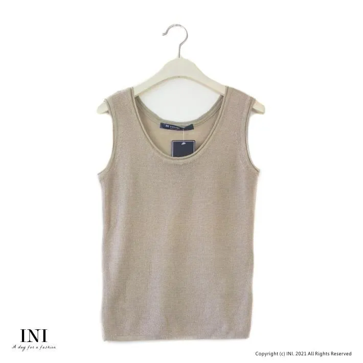 【INI】風格寬版、彈力韓版舒適面料波點上衣．白色 歷史價格詳細信息