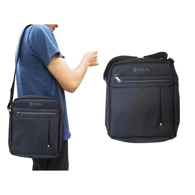 斜側包中容量進口防水尼龍布+皮革二層主袋+外袋共五層 歷史價格詳細信息