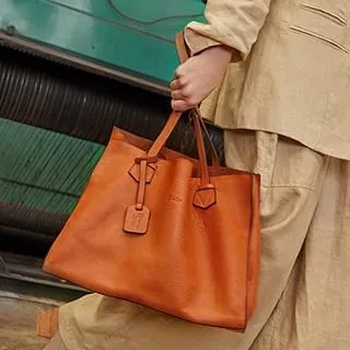 【Del Sur】天然皮革電腦包15.4橫式 經典黑 歷史價格詳細信息