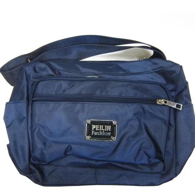 斜側包中容量拉鍊主袋+外袋共四層肩背斜側進口防水尼龍布材質外出休閒 歷史價格詳細信息