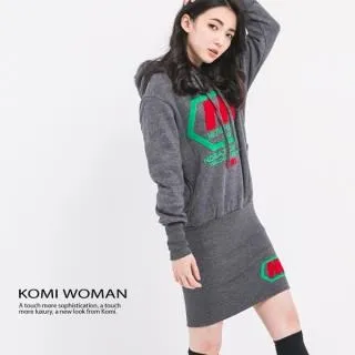 KOMI-連帽運動風法國絨棉印圖上衣‧三色 歷史價格詳細信息