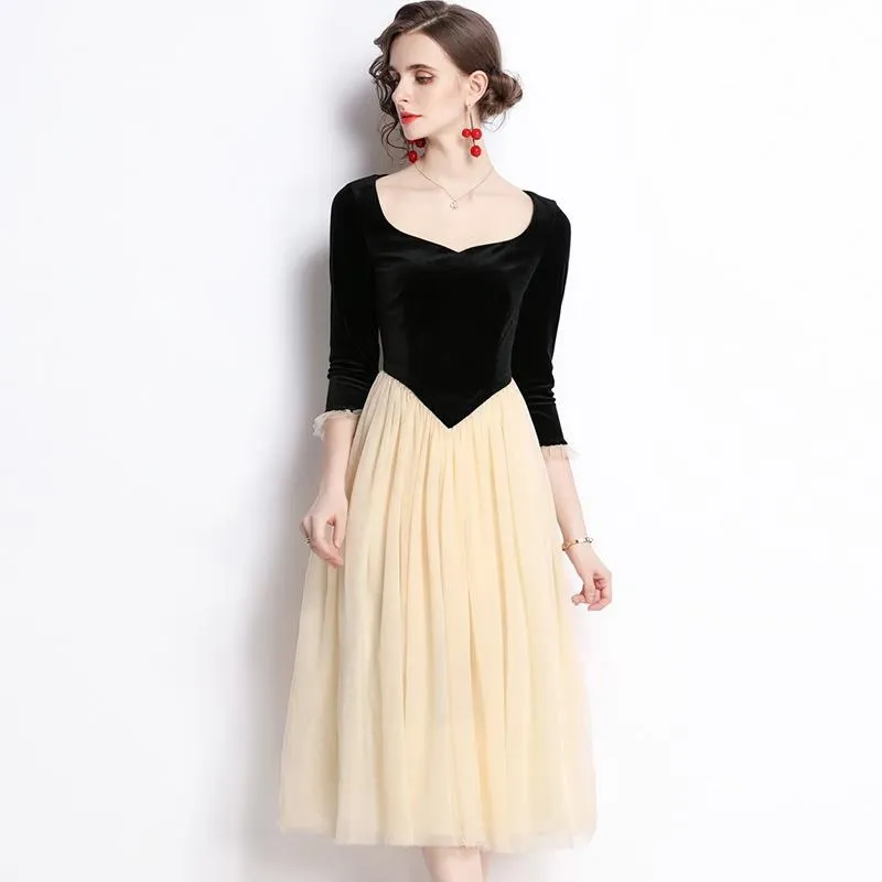 網紗打底衫女洋氣內搭長袖t恤2021秋冬新款立領蕾絲拼接法式上衣 歷史價格詳細信息