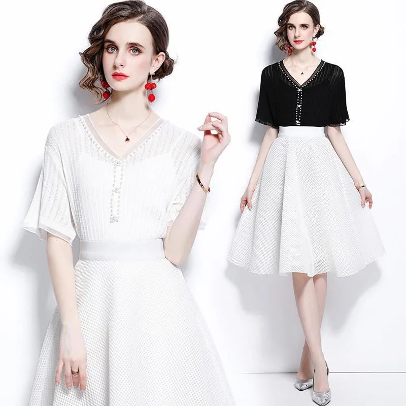 女裝 鏤空針織兩件套女早秋薄款細肩帶小背心外搭長袖防曬罩衫 歷史價格詳細信息