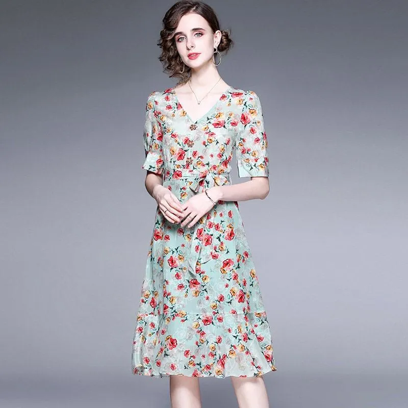 法式氣質修身吊帶裙子收腰緊身辣妹包臀短裙女夏季內搭褶皺連衣裙女連身裙休閒服裝流行女裝~CB16239 歷史價格詳細信息