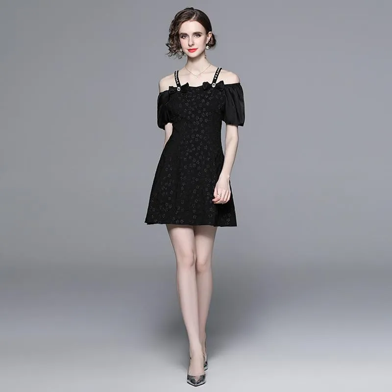 《D'Fina 時尚女裝》 收腰方領泡泡袖法式短袖名媛氣質復古裙子洋裝 歷史價格詳細信息