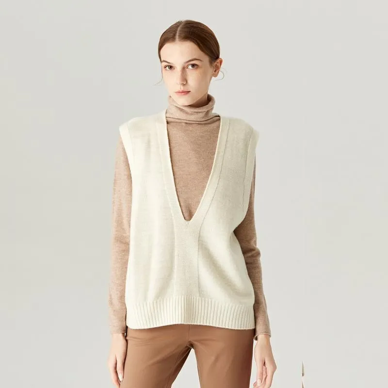 《D'Fina 時尚女裝》 羊腿袖緊身上身不規則長袖t恤女設計感修身打底衫 歷史價格詳細信息