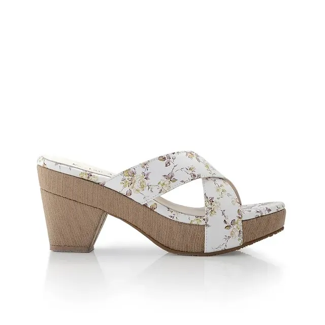 Keeley Ann 花卉撞色全真皮平底休閒鞋(0768222) 歷史價格詳細信息