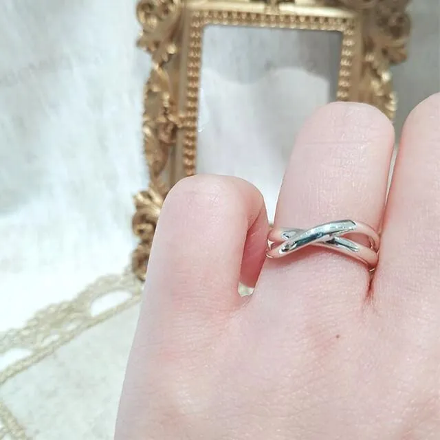 JUST BLOOM V字輕夏光澤 純銀戒指 歷史價格詳細信息