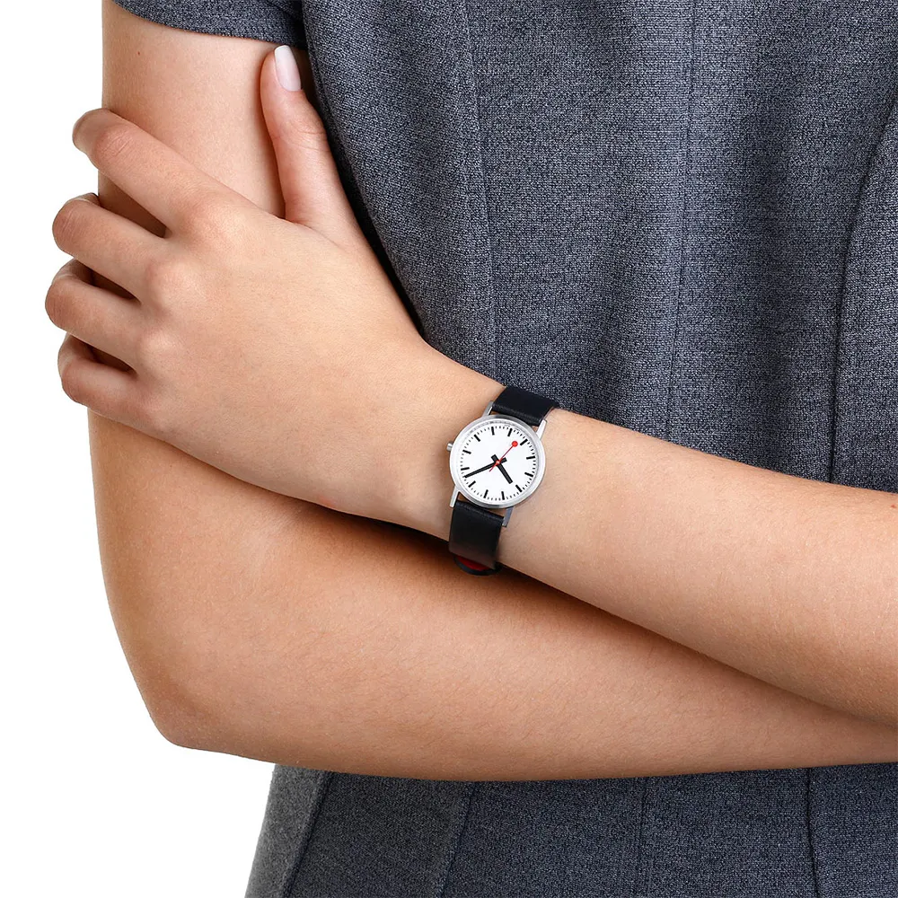 MONDAINE 瑞士國鐵 Classic經典腕錶 – 莓果紅 / 深海藍 / 苔蘚綠 30mm 歷史價格詳細信息