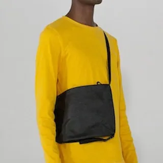 【Cote&Ciel】Inn S Sleek Black No.28932 側背包 歷史價格詳細信息