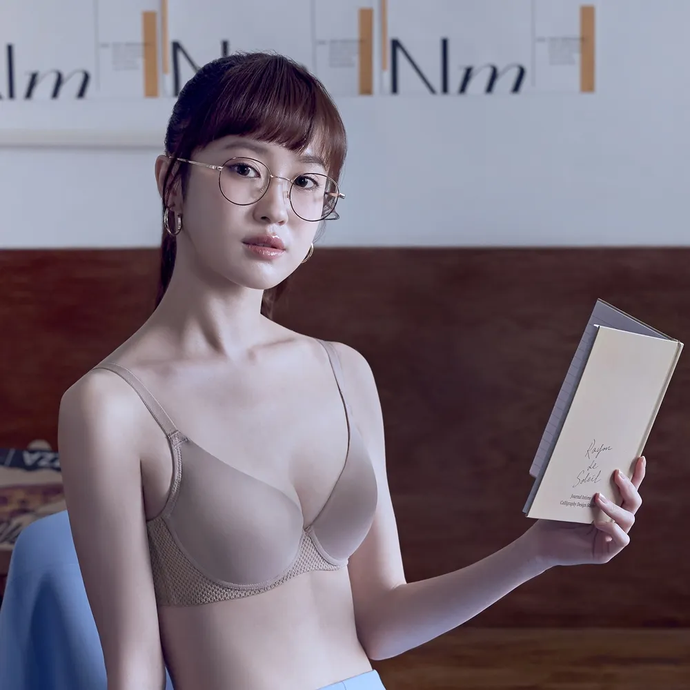 莎薇-記形鋼圈系列-好素配 M-LL中低腰三角褲(極黑) AB3546搭配內褲-AS2546BL 歷史價格詳細信息