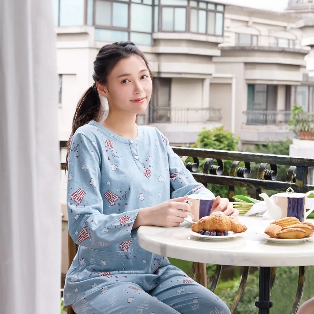 華歌爾睡衣-家居系列 M-L法蘭絨雲朵印花外袍(銀湖藍)-LRZ45933D5 歷史價格詳細信息