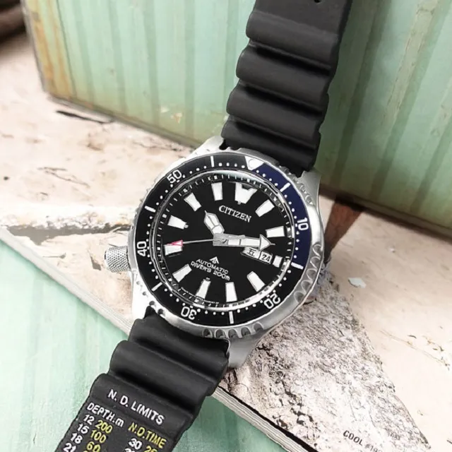 CITIZEN / NY0110-13E / PROMASTER 鋼鐵河豚 機械錶 潛水錶 日期 橡膠手錶 紅藍色 44mm 歷史價格詳細信息