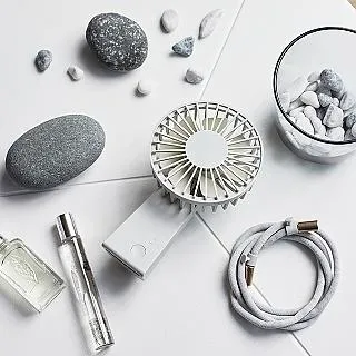 AIRMATE艾美特USB垂直翻轉手持充電拉風扇(黃) 歷史價格詳細信息