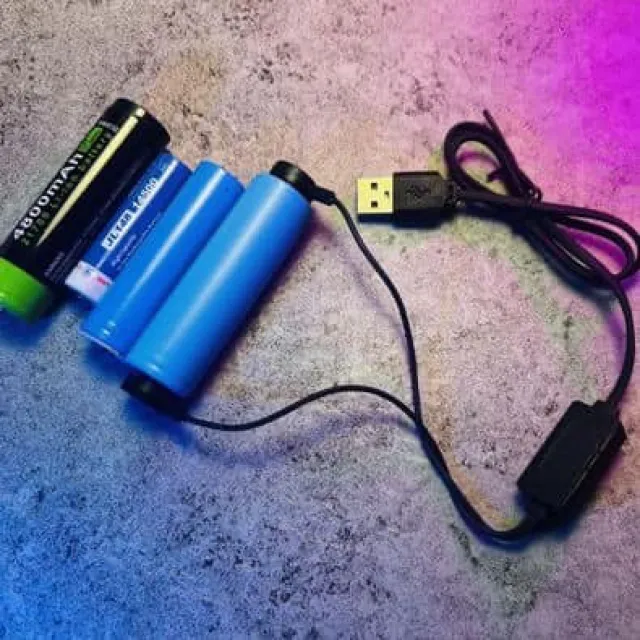 磁吸式隨身多功能18650多種鋰電USB充電線 價格比較,價格查詢,歷史價格詳細信息