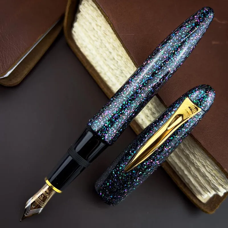 日本 嵌螺鈿鍍銀胸針 臺灣品牌10958 歷史價格詳細信息