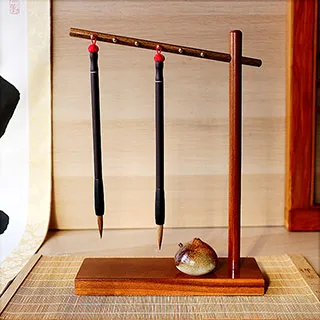 【中華筆莊】如沐筆架 (澳洲黑酸枝) 25x35x8cm 可掛12枝毛筆 -台灣品牌  N06〈官方直營店〉 歷史價格詳細信息