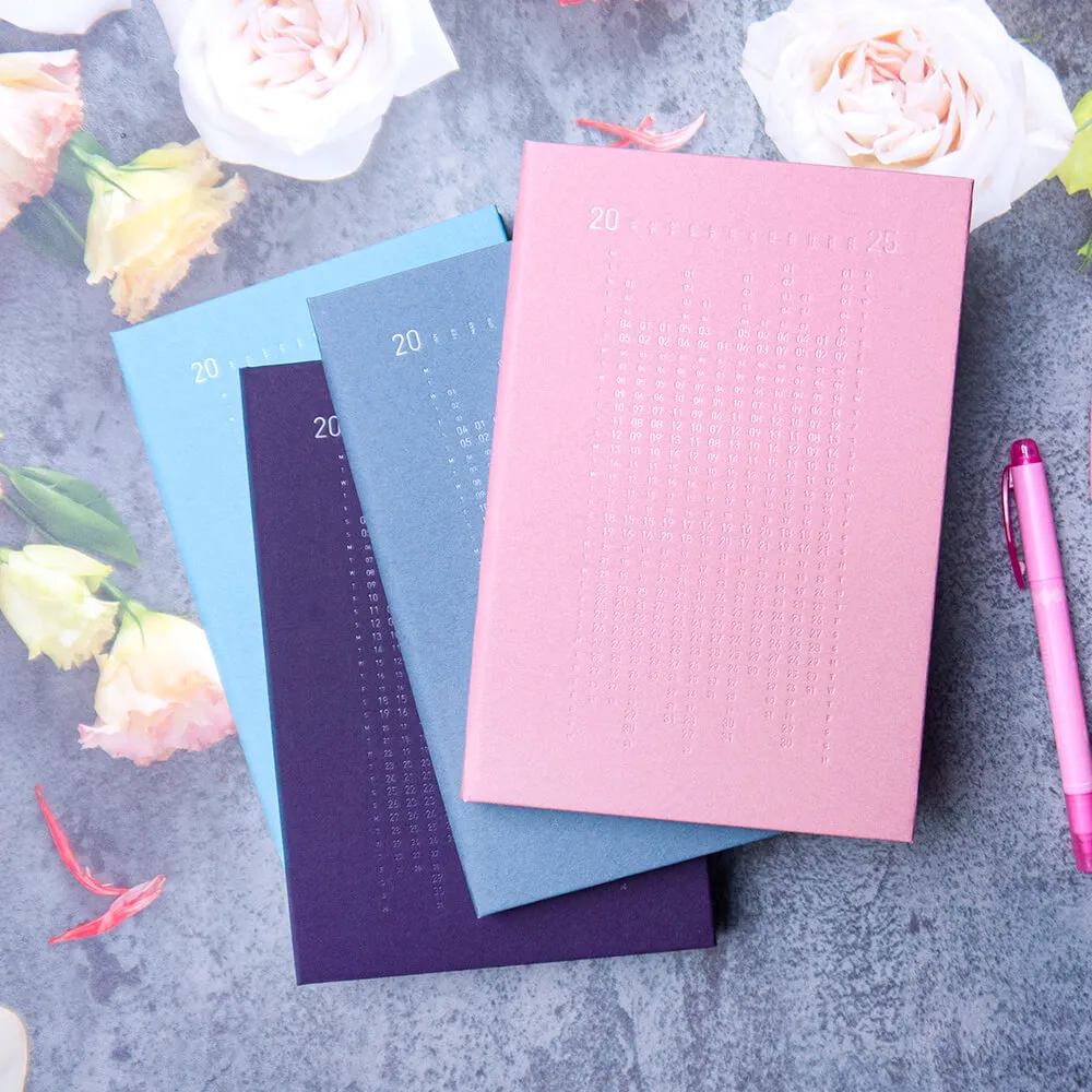 【conifer綠的事務】2025年16K玩色精裝直式週誌 歷史價格詳細信息