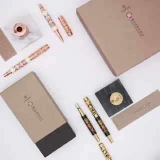 ARTEX x 故宮 金番花聯名鋼珠筆禮盒 歷史價格詳細信息