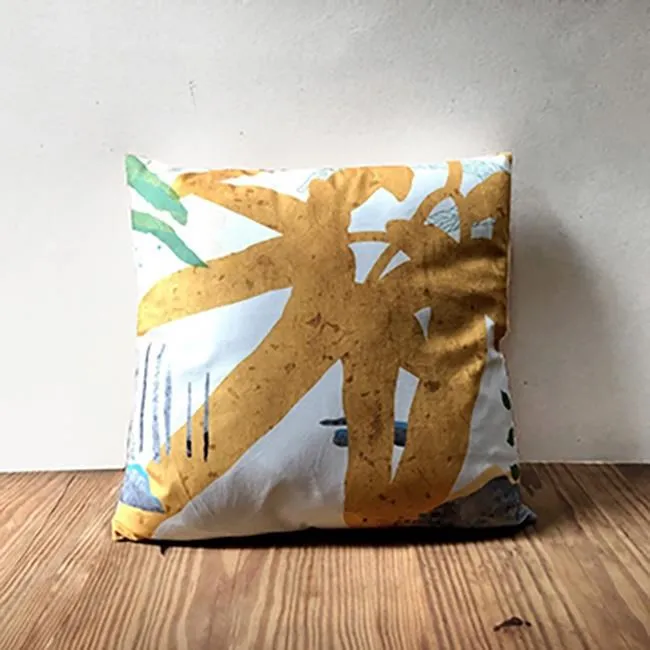 【FERN ONLY 只有蕨】蕨類柔軟抱枕-生根卷柏 歷史價格詳細信息