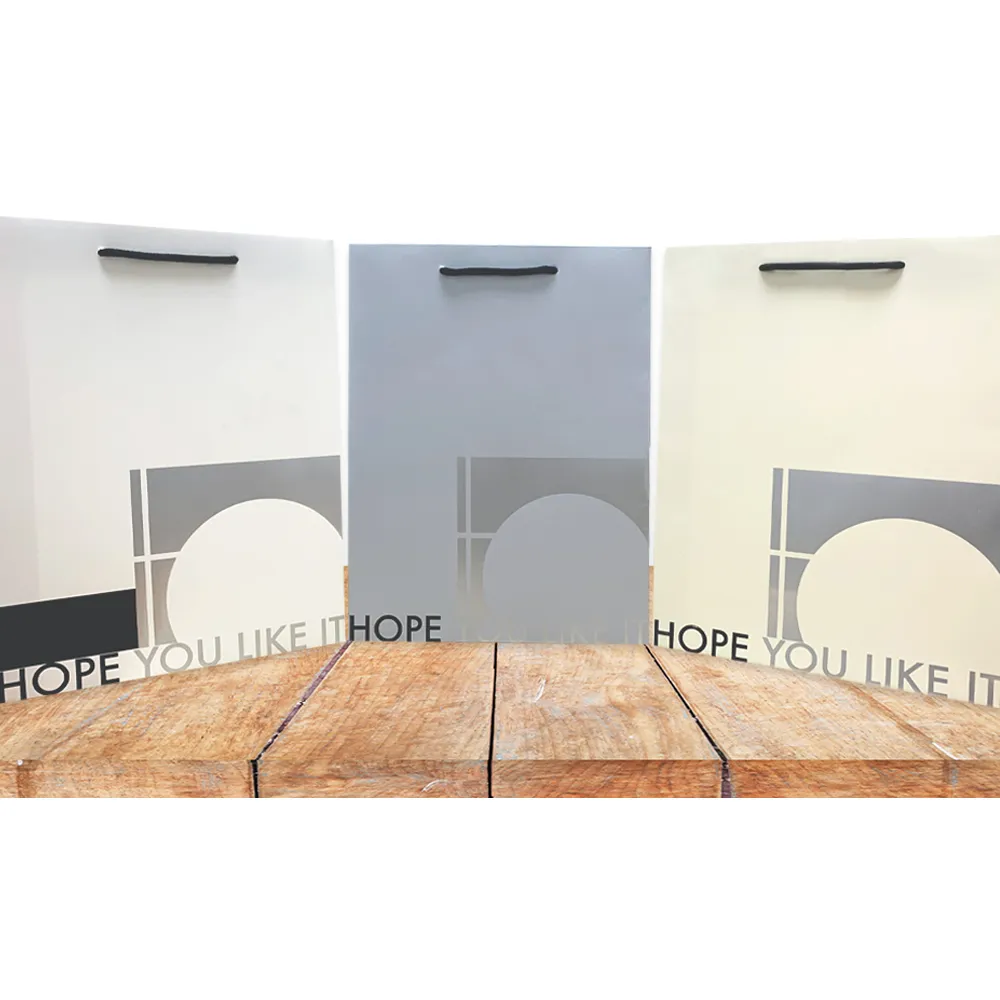 【CLEAN 克林】禮品包裝紙 50cmx70cm 每包30張 多款可選(造型包裝紙 生日禮物 聖誕禮物 奶油色 送禮物) 歷史價格詳細信息