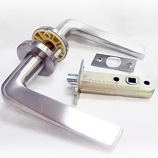 日規水平鎖 60mm 白鐵色 (三鑰匙) 小套盤 沙白色 房門鎖 通道鎖 客廳鎖 辦門鎖 歷史價格詳細信息