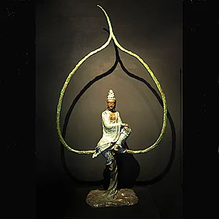 觀世音菩薩銅雕【中型】 歷史價格詳細信息