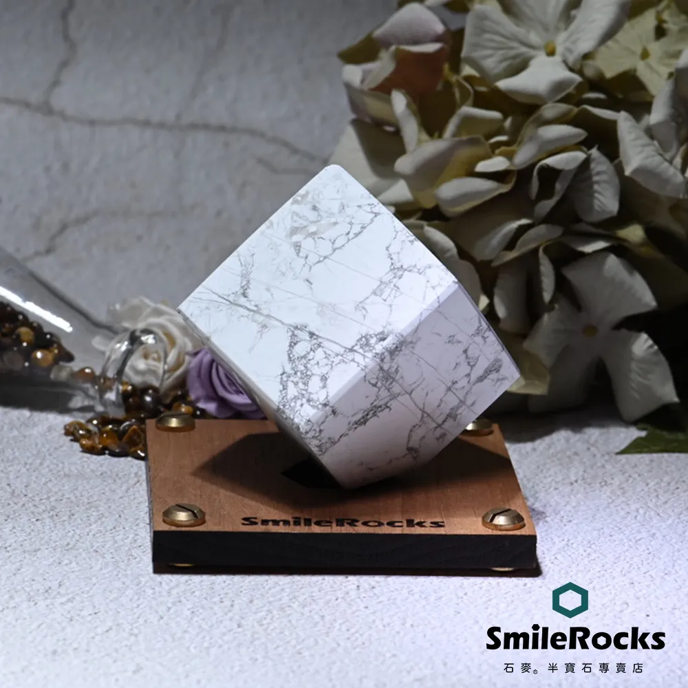 【SmileRocks 石麥】白水晶球 直徑2.8cm No.050240269(附SmilePad 6X6底板) 歷史價格詳細信息