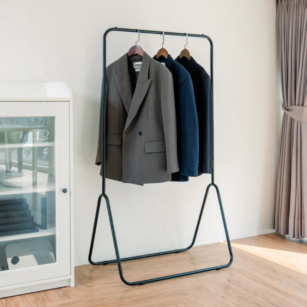 【Sim’n Coz】簡約設計款單桿掛衣架 (黑) 歷史價格詳細信息