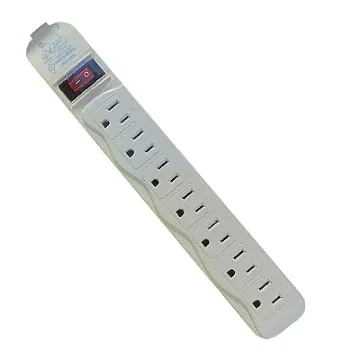 【電精靈】 單切平貼式3孔4座延長線 9尺(2.7米) 歷史價格詳細信息