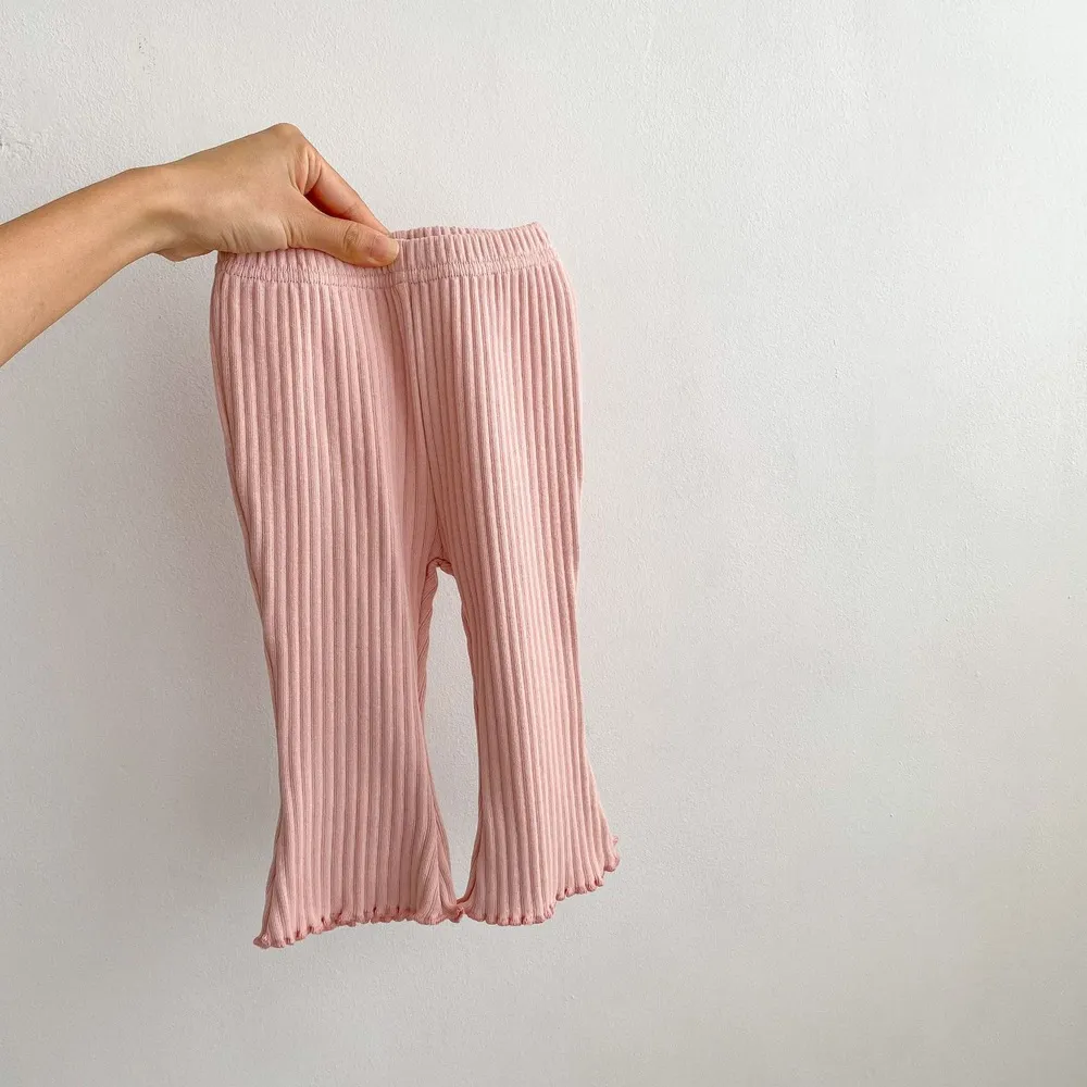 嬰幼兒百搭可愛愛心打底褲 寶寶打底褲 寶寶內搭褲 寶寶包腳內搭褲 【蘋果小舖】(MO)2102 A7 歷史價格詳細信息