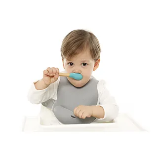 土耳其minikoioi-X型立體矽膠圍兜-奶茶杏 歷史價格詳細信息