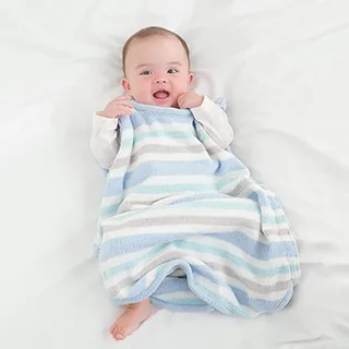 奇哥 柔舒造型披風童襪禮盒(藍/粉)(附提袋)【麗兒采家】 歷史價格詳細信息