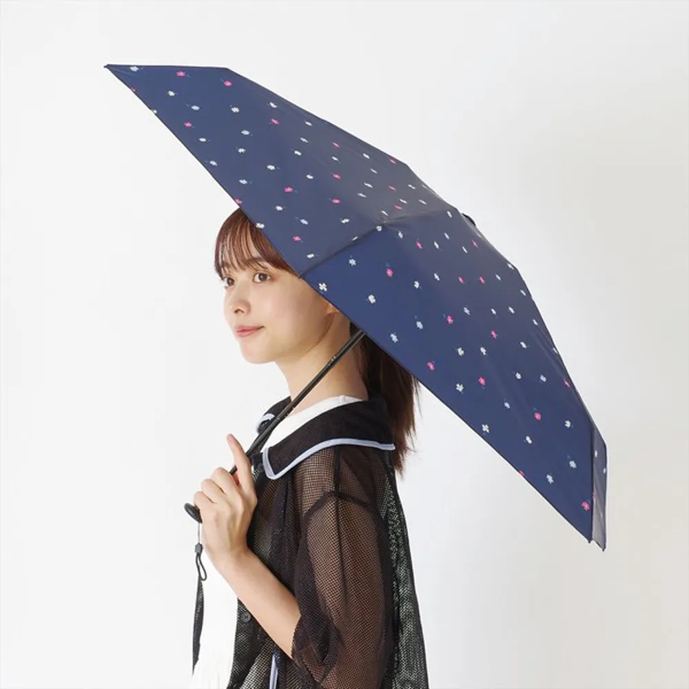 【nifty colors】日本 小雛菊刺繡玻璃纖維折疊傘 玻璃纖維折疊傘 晴雨兩用傘 勾勾傘(三色任選) 歷史價格詳細信息