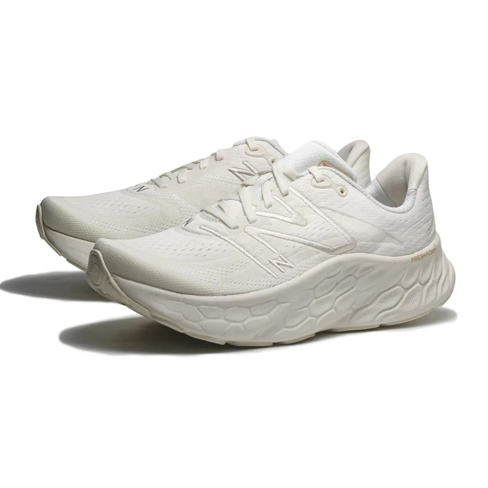 NEW BALANCE 慢跑鞋 FRESH FOAM X MORE V4 米白金 寬楦 女 WMORWS4 歷史價格詳細信息